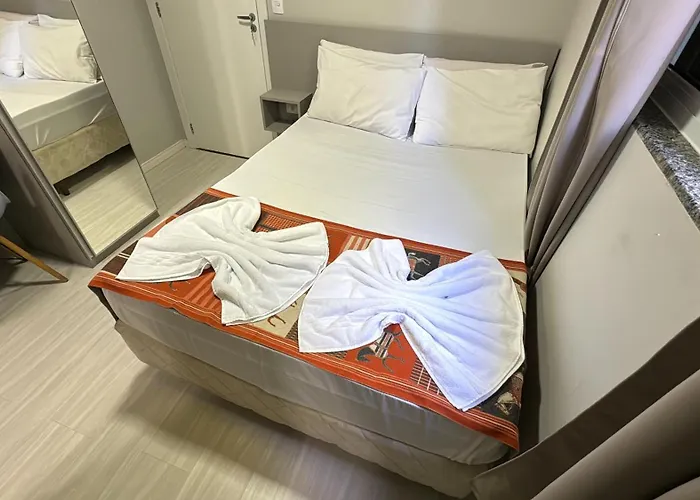 4- Studio para casal. Ótima Localização